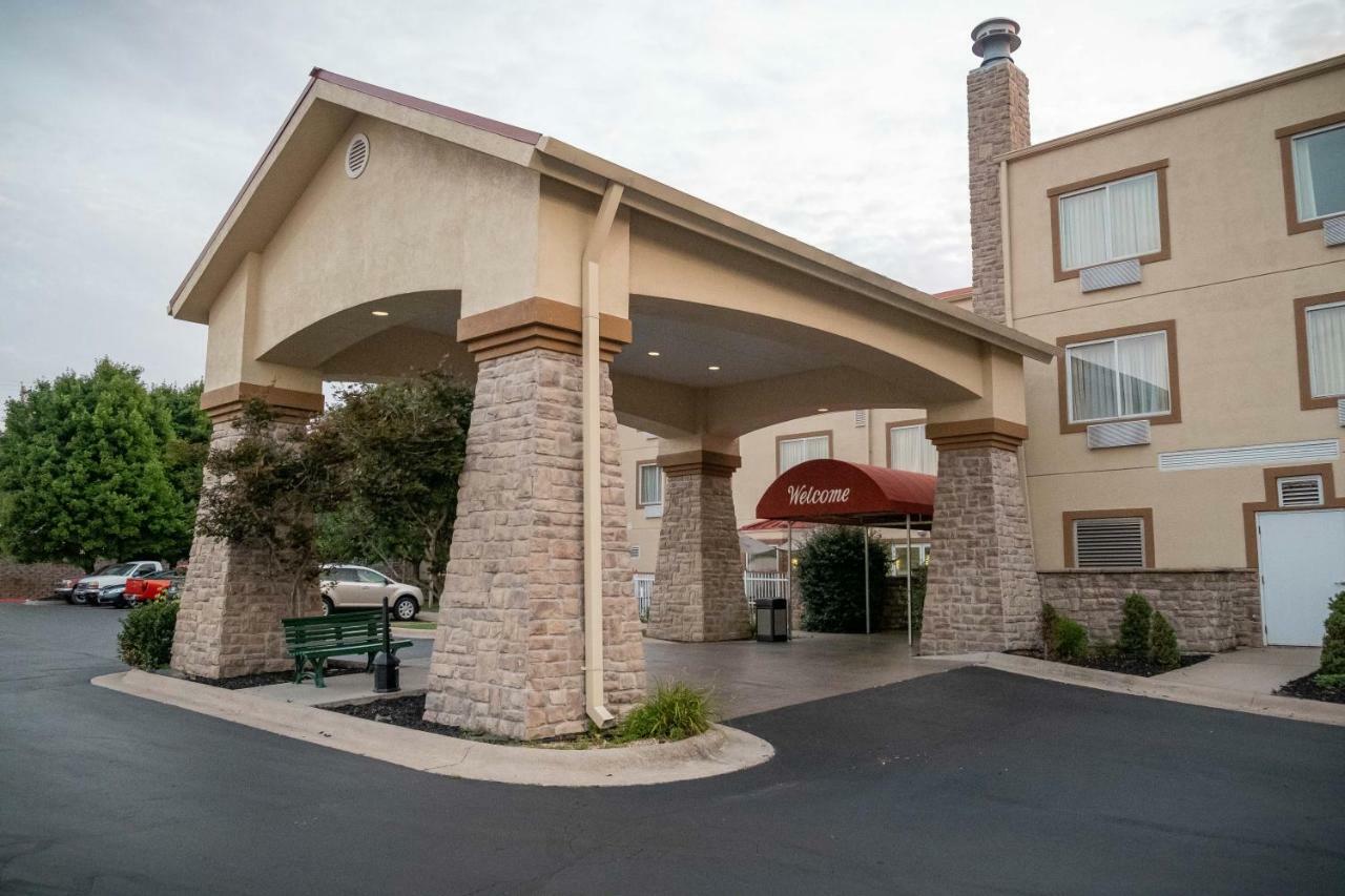 Baymont By Wyndham Springfield I-44 Hotell Eksteriør bilde
